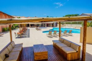 Monte Pascoal Praia Hotel - área da piscina