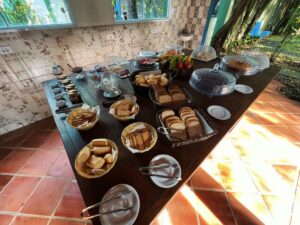 Pousada Chez Soleil Itanhaém - Itanhaém - café da manhã