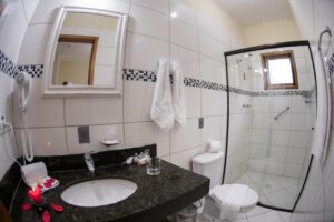 Hotel Refúgio Vista Serrana - banheiro