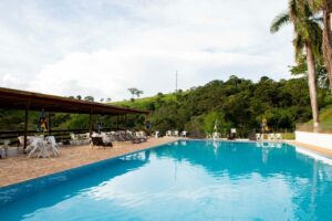 Hotel Fazenda Vale da Cachoeira - Serra Negra - piscina