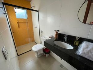 Pousada Villa Recanto dos Lagos - Brumadinho - banheiro