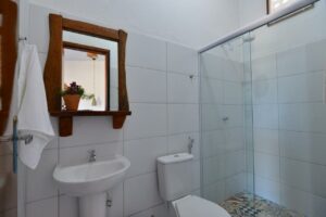 Vila Capininga Ecopousada - banheiro