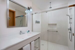 Four Points by Sheraton Cancun Centro - Cancun México - banheiro