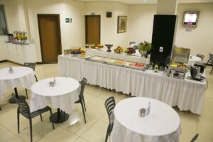Executivo Hotel - Montes Claros, Minas Gerais - café da manhã