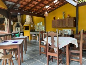 5. Itamambuca Suites - cozinha