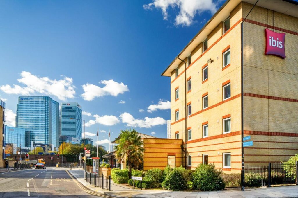 7. ibis London Docklands Canary Wharf