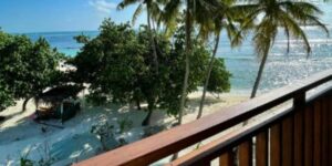 Samura Panorama Guest House - Maldivas - praia