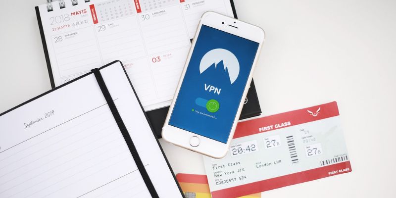 Por que usar uma VPN em sua próxima viagem?