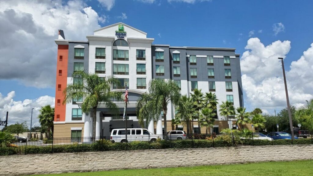 6. Holiday Inn Express-International Drive, an IHG Hotel