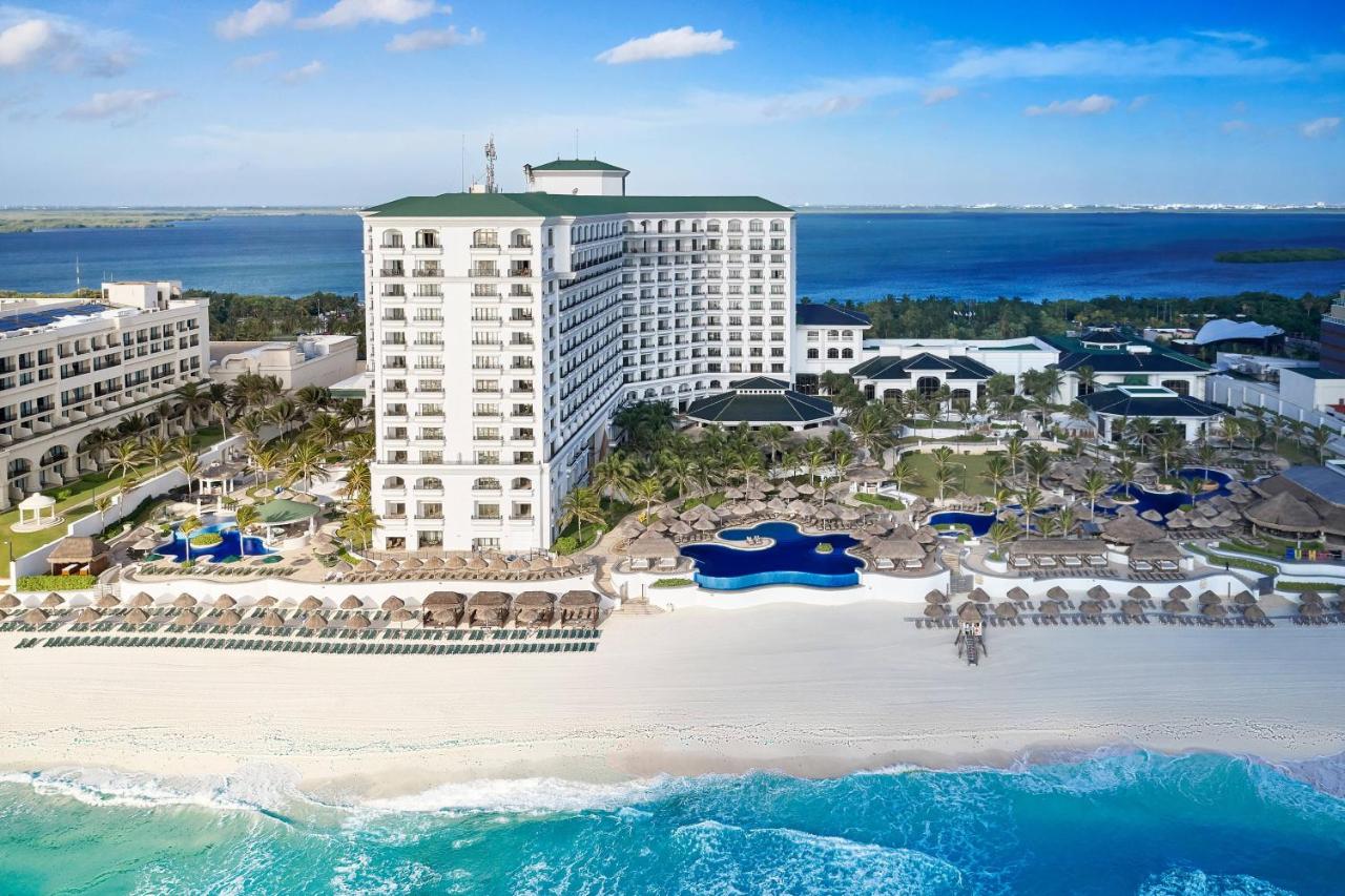 5. JW Marriott Cancun Resort & Spa
