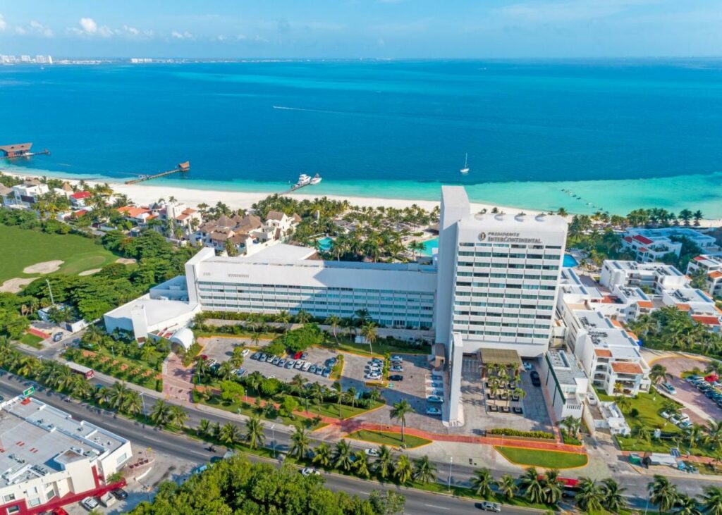 13. InterContinental Presidente Cancun Resort
