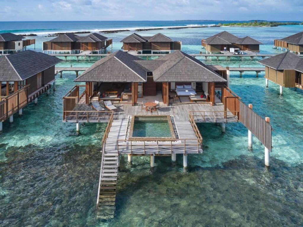 Villa Náutica Paradise Island Resort - Maldivas
